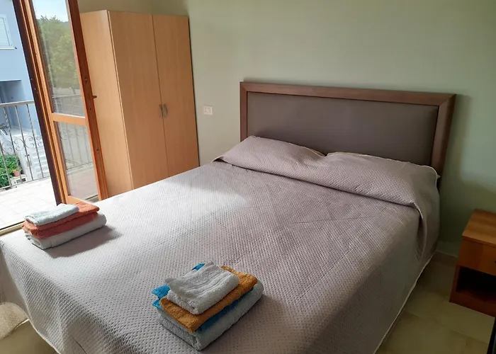 アパート 12 Nocembre